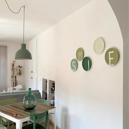 La Casa Di Ringhiera Alba