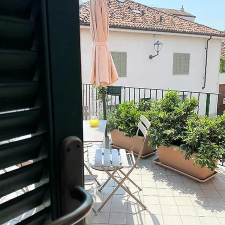 La Casa Di Ringhiera Lägenhet Alba (Piedmont)
