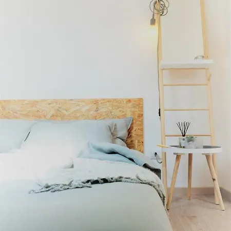 La Casa Di Ringhiera * Alba