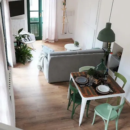 La Casa Di Ringhiera * Alba