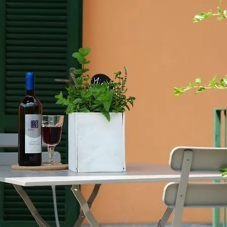 La Casa Di Ringhiera * Alba (Piedmont)