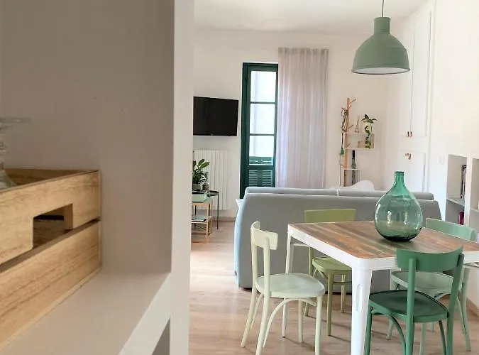 Apartamento La Casa Di Ringhiera Alba (Piedmont)