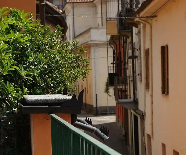 La Casa Di Ringhiera Apartamento Alba (Piedmont)