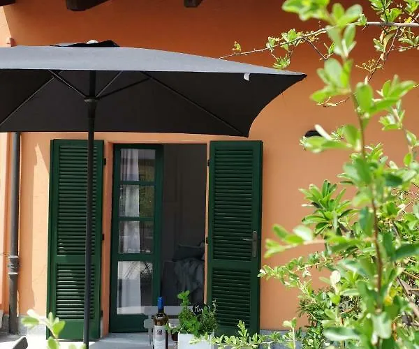 La Casa Di Ringhiera Apartamento Alba (Piedmont)